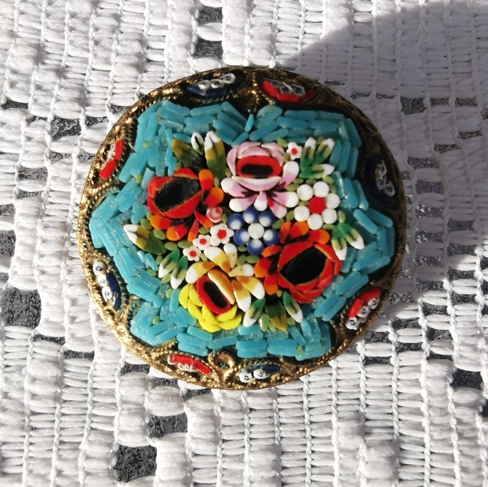Vintage Micromosaic Pin Brooch - Picture 2 of 3